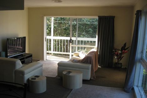 Photo of property in 15a Rakeiora Grove, Korokoro, Lower Hutt, 5012