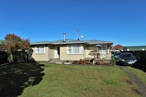 Photo of property in 26 Tarapunga Place, Tokoroa, 3420