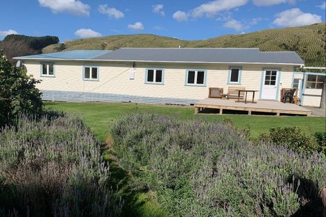 Photo of property in 1550 Coast Road, Pongaroa, 4991