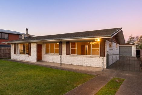 Photo of property in 18 Newbourne Crescent, Redwoodtown, Blenheim, 7201