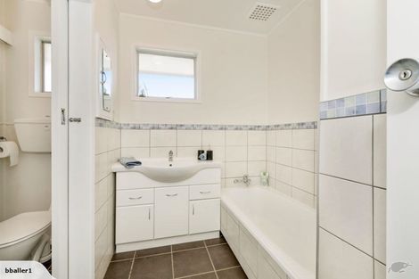 Photo of property in 328 Great South Road, Opaheke, Papakura, 2113