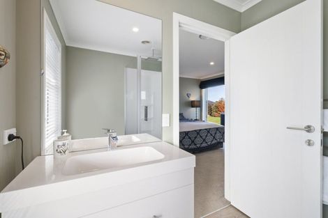 Photo of property in 19 George Street, Bulls, 4818