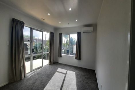 Photo of property in 85 Astley Avenue, New Lynn, Auckland, 0600