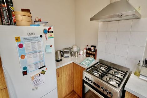 Photo of property in 8 Bevan Place, Cloverlea, Palmerston North, 4412