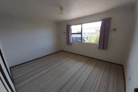 Photo of property in 18 Cutfield Road, New Plymouth, 4310