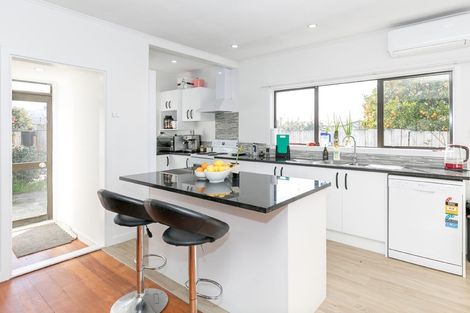 Photo of property in 15 Normandy Avenue, Melville, Hamilton, 3206