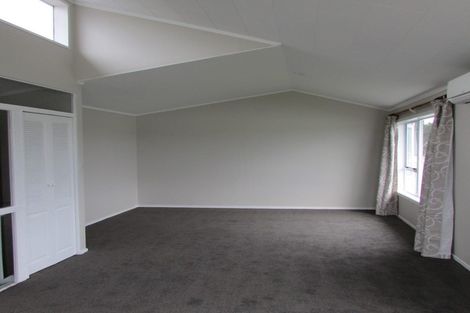 Photo of property in 2/105 Pope Street, Camborne, Porirua, 5026