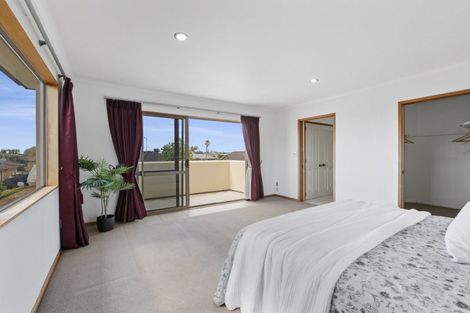 Photo of property in 5 Shire Place, Papamoa Beach, Papamoa, 3118