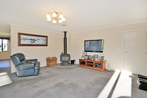 Photo of property in 26 Dunlop Street, Wallacetown, 9816