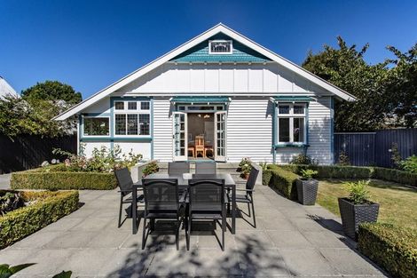 Photo of property in 98 Knowles Street, St Albans, Christchurch, 8052