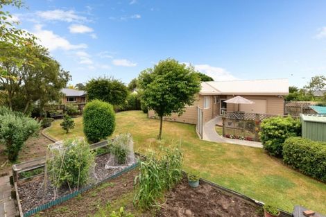 Photo of property in 17 Drake Place, Fairview Downs, Hamilton, 3214