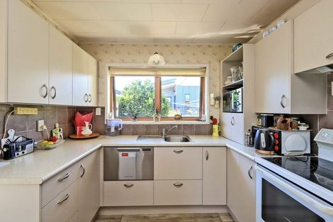 Photo of property in 58c Napier Road, Havelock North, 4130