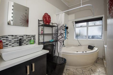 Photo of property in 51 Hokianga Road, Dargaville, 0310