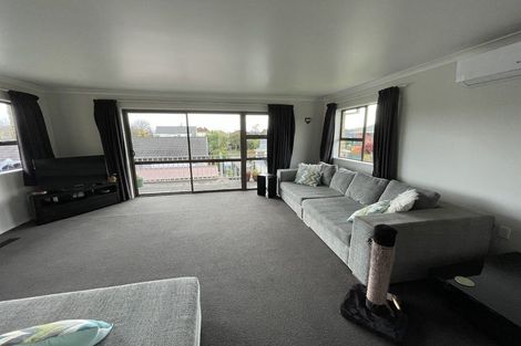 Photo of property in 34 Gilbass Avenue, Hamilton Lake, Hamilton, 3204