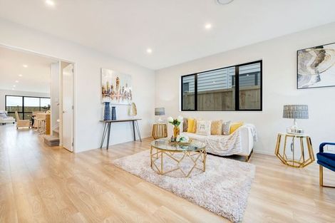 Photo of property in 60 Tir Conaill Avenue, Flat Bush, Auckland, 2019