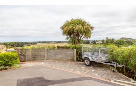 Photo of property in 7 Ennerdale Row, Westmorland, Christchurch, 8025