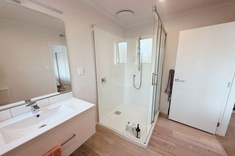 Photo of property in 15 Holystone Road, Whitby, Porirua, 5024