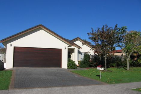 Photo of property in 6 Advance Way, Albany, Auckland, 0632