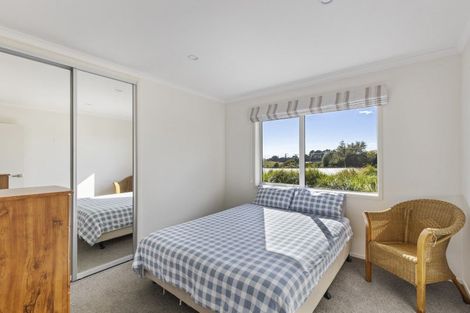 Photo of property in 576a Mangorei Road, Mangorei, New Plymouth, 4371