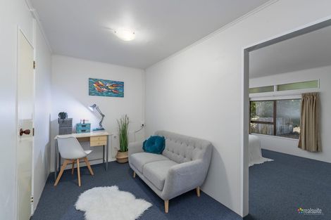 Photo of property in 2/48 Cruickshank Road, Clouston Park, Upper Hutt, 5018