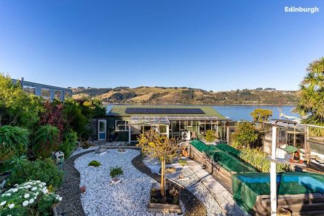 Photo of property in 241 Ravensbourne Road, Ravensbourne, Dunedin, 9022