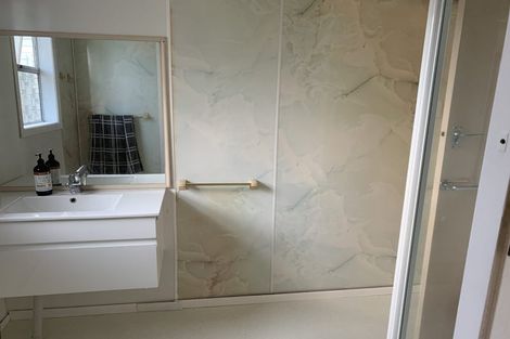 Photo of property in 41 Parrs Cross Road, Henderson, Auckland, 0612