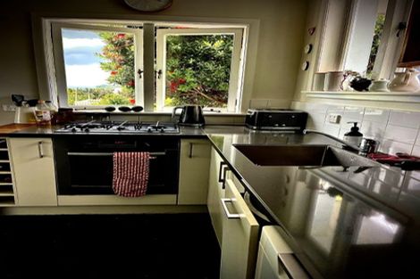 Photo of property in 21 Tindalls Bay Road, Tindalls Beach, Whangaparaoa, 0930