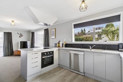 Photo of property in 3 Saul Shrives Place, Waimate, 7924