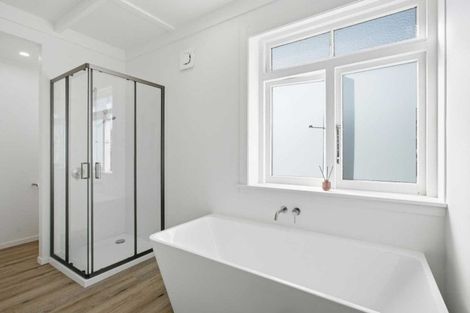 Photo of property in 167 Williams Street, Cambridge, 3434