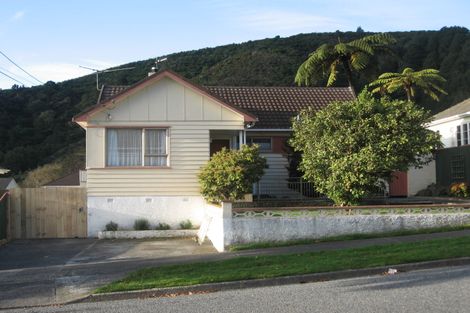 Photo of property in 54 Wilkie Crescent, Naenae, Lower Hutt, 5011