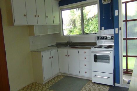 Photo of property in 6 Ambury Place, Merrilands, New Plymouth, 4312