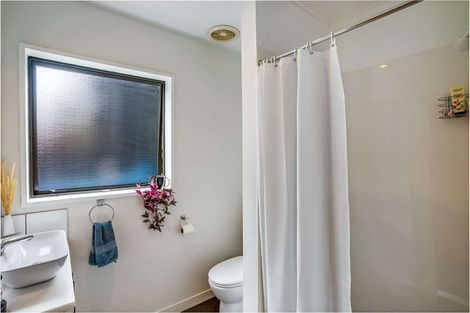 Photo of property in 16 Lancewood Drive, Halswell, Christchurch, 8025