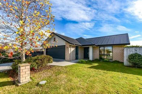 Photo of property in 27 Jarnac Boulevard, Yaldhurst, Christchurch, 8042