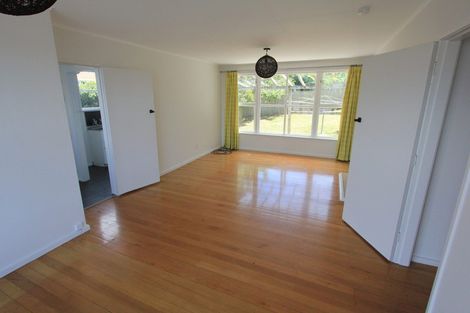 Photo of property in 8 Huxley Place, Glen Innes, Auckland, 1072