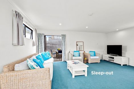 Photo of property in 27 Blue Bell Parade, Omaha, Warkworth, 0986