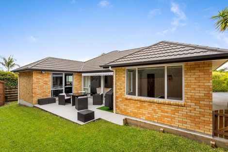Photo of property in 16b Neil Avenue, Te Atatu Peninsula, Auckland, 0610