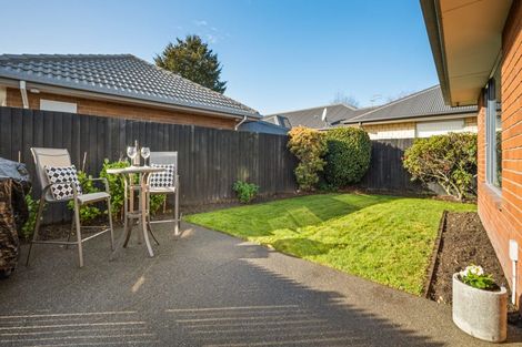 Photo of property in 1/14 Innisfree Place, Northwood, Christchurch, 8051