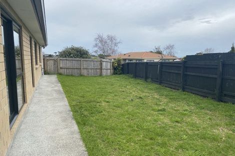 Photo of property in 1/25 Kennington Drive, Clendon Park, Auckland, 2103