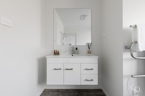 Photo of property in 47 Dunkeld Drive, Papamoa, 3118