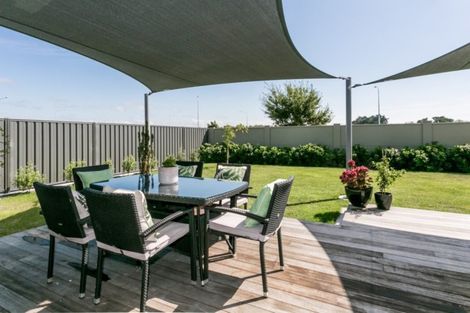 Photo of property in 25 Rakaia Way, Poraiti, Napier, 4112