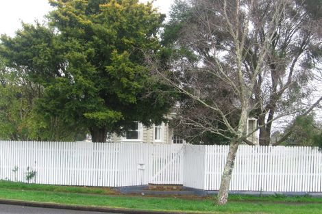 Photo of property in 3/12 Onslow Road, Papakura, 2110