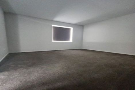 Photo of property in 9 Riroriro Close, Papakura, 2110