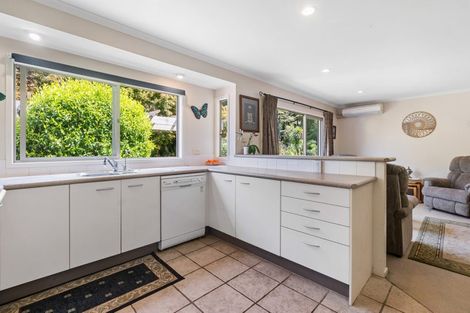 Photo of property in 12 Kristin Lane, Albany, Auckland, 0632