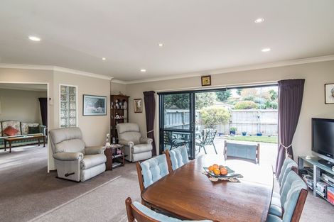Photo of property in 7 Datum Way, Paraparaumu, 5032