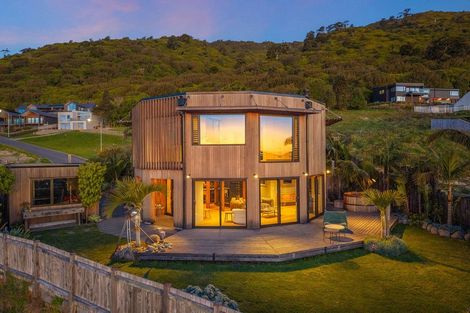 Photo of property in 14 Wilson Way, Waikanae, 5036