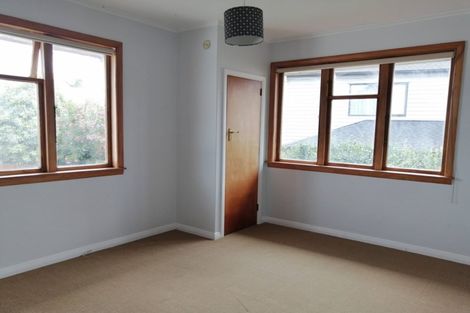 Photo of property in 32 Hamlin Road, Mount Wellington, Auckland, 1060