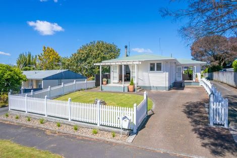 Photo of property in 14 Riverlea Road, Riverlea, Hamilton, 3216
