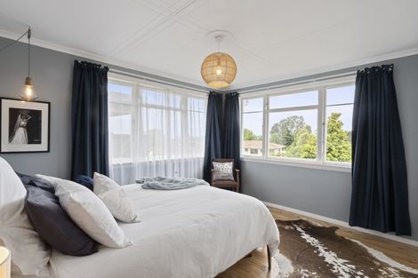 Photo of property in 1 Fairfax Terrace, Frankleigh Park, New Plymouth, 4310