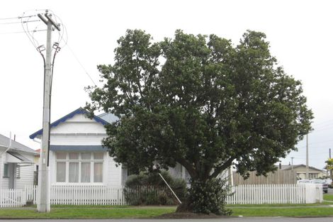 Photo of property in 201 Grey Street, Gisborne, 4010