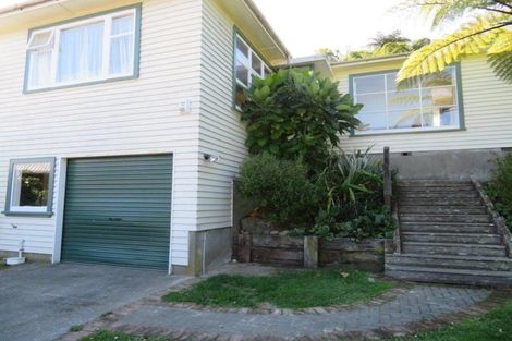 Photo of property in 12 Tui Terrace, Tawa, Wellington, 5028